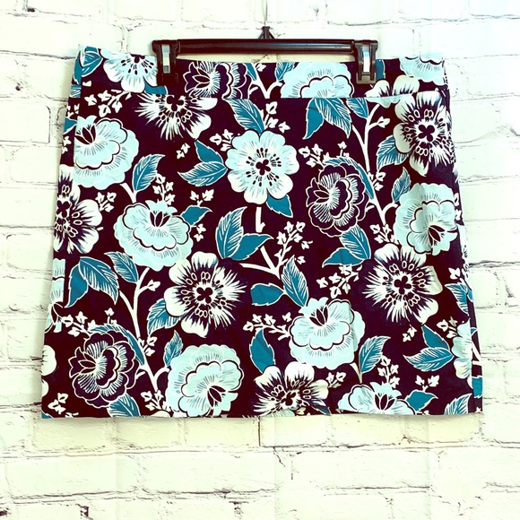 Loft Outlet Navy, Aqua and White Floral Print Skirt - size 16 - Picture 4 of 9